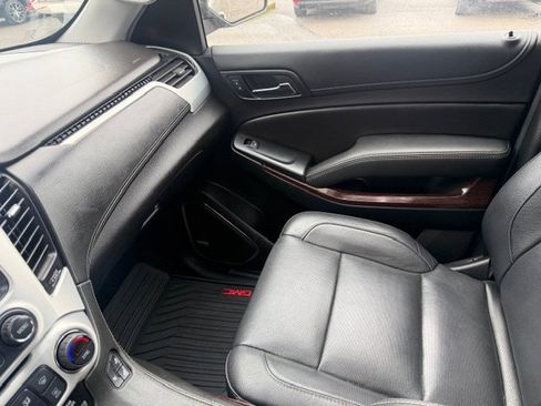 Used 2018 GMC Yukon XL SLT w/ Premium Edition image 18