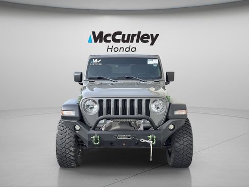 Used 2019 Jeep Wrangler Sport image 6