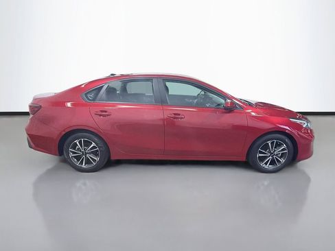 Used 2022 Kia Forte LXS FWD image 11