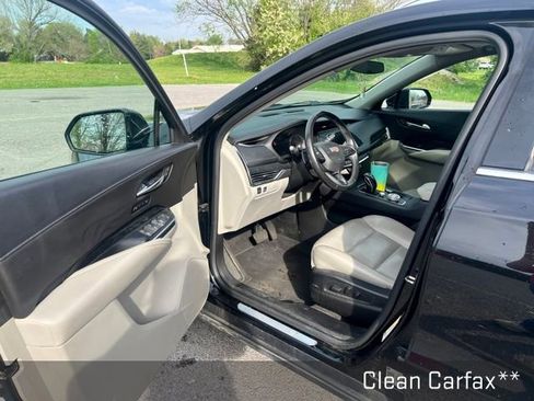 Used 2019 Cadillac XT4 Premium Luxury w/ Cold Weather Package image 13