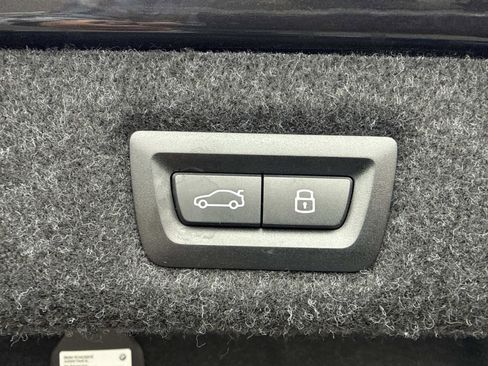 Used 2023 BMW 530i xDrive w/ Premium Package AWD/4WD image 8