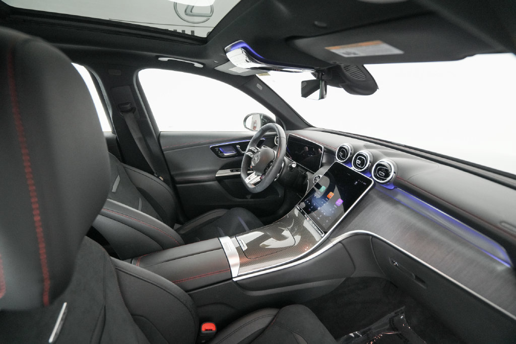 Used 2025 Mercedes-Benz GLC 43 AMG 4MATIC image 20