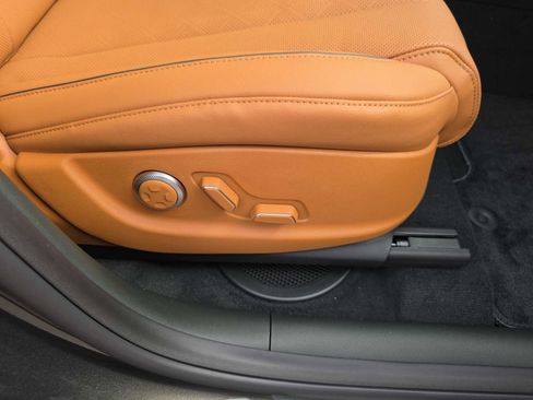 New 2026 Genesis GV80 2.5T Advanced image 30