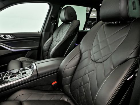 Used 2024 BMW X5 xDrive40i w/ M Sport Package image 15