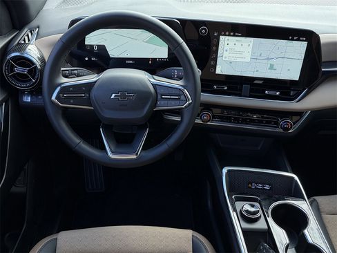 Certified 2026 Chevrolet Equinox ACTIV w/ Safety and Technology Package image 12