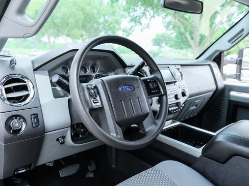 Used 2014 Ford F250 XLT w/ XLT Value Package AWD/4WD image 44