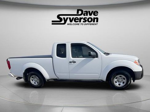 Used 2019 Nissan Frontier S image 5