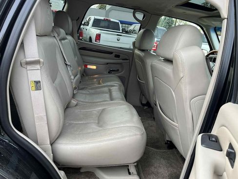 Used 2003 Cadillac Escalade AWD image 29