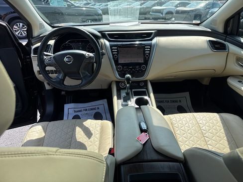 Used 2020 Nissan Murano Platinum w/ Cargo Package FWD image 12