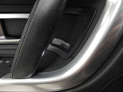 Used 2019 Land Rover Discovery Sport HSE AWD/4WD image 13