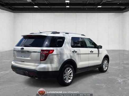 Used 2012 Ford Explorer XLT FWD image 5