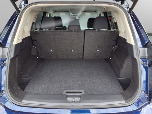Used 2025 Nissan Rogue SV AWD/4WD image 26