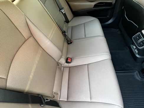 Used 2023 Lexus ES 350 w/ Premium Package image 39