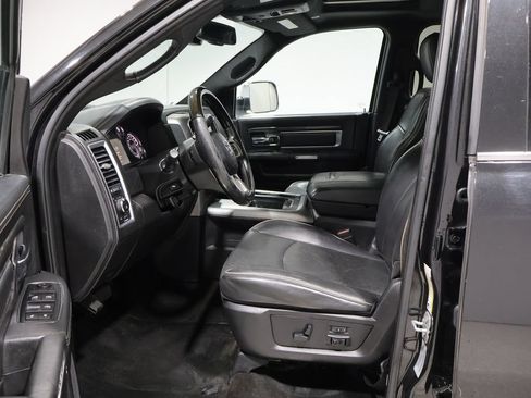 Used 2017 RAM 3500 Laramie Longhorn RWD image 13