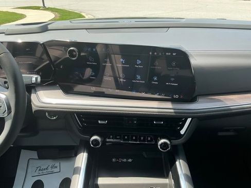New 2026 Chevrolet Tahoe Premier w/ Sun And Tow Package AWD/4WD image 26