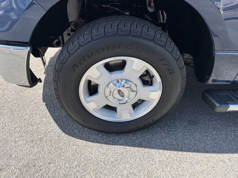 Used 2013 Ford F150 XLT w/ Mid Equipment Group RWD image 39