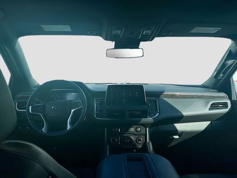 Used 2020 Chevrolet Tahoe LT w/ RST Edition image 22