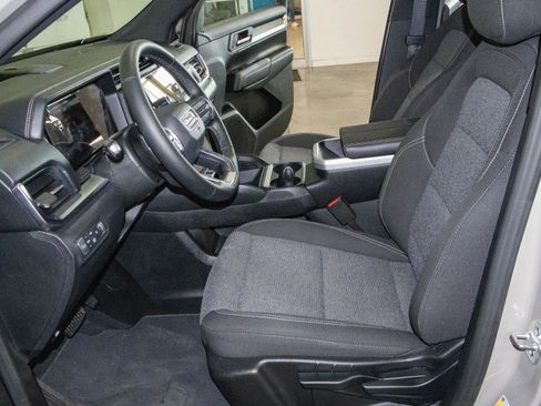 Used 2026 GMC Terrain Elevation w/ Black Edition image 8