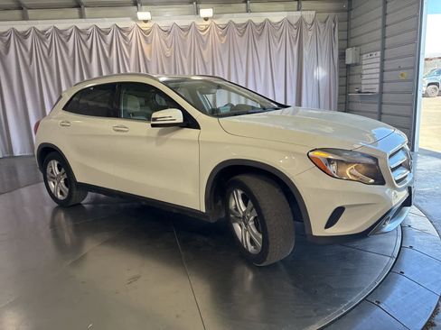 Used 2016 Mercedes-Benz GLA 250 4MATIC image 3