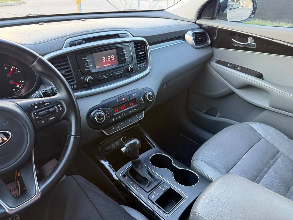 Used 2016 Kia Sorento EX w/ EX Premium Package FWD image 45