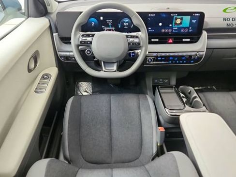 Used 2026 Hyundai Ioniq 5 SE RWD image 36