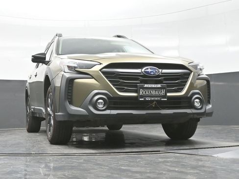 Used 2024 Subaru Outback Onyx Edition image 40