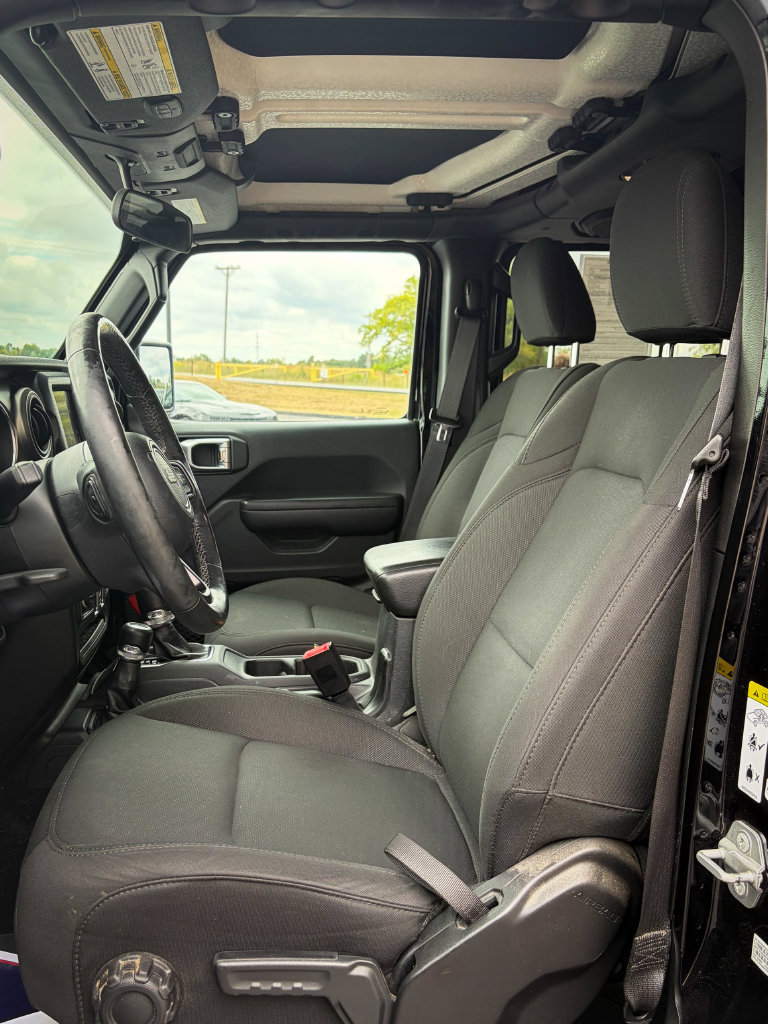 Used 2019 Jeep Wrangler Unlimited Sport S AWD/4WD image 26