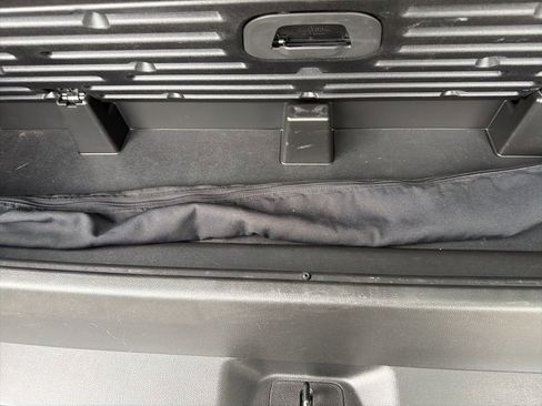 Used 2017 Chevrolet Tahoe LS w/ All-Season Package AWD/4WD image 9