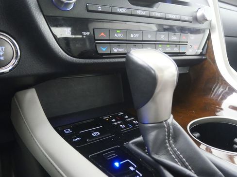 Used 2019 Lexus RX 350 FWD w/ Navigation Package image 25