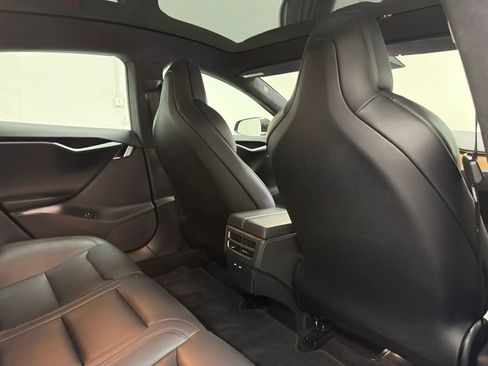 Used 2019 Tesla Model S Long Range AWD/4WD image 14