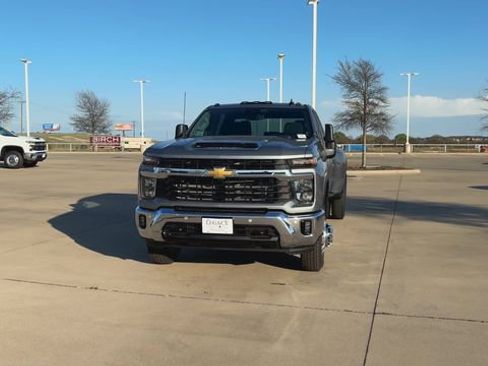 New 2026 Chevrolet Silverado 3500 LT w/ Safety Package image 4