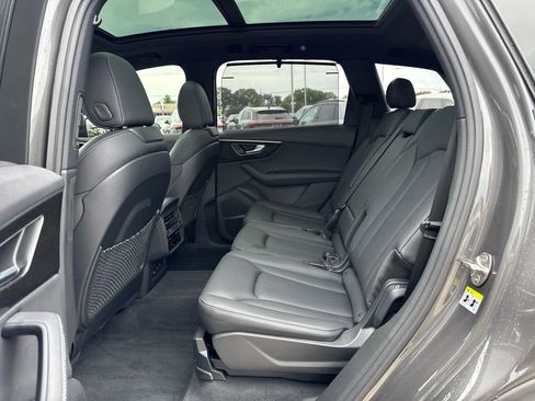 Used 2025 Audi Q7 3.0T Prestige image 23