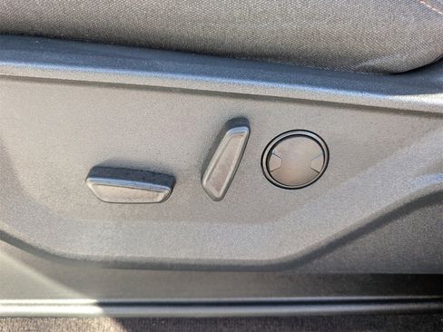 Used 2022 Ford F150 XLT w/ Equipment Group 302A High image 16