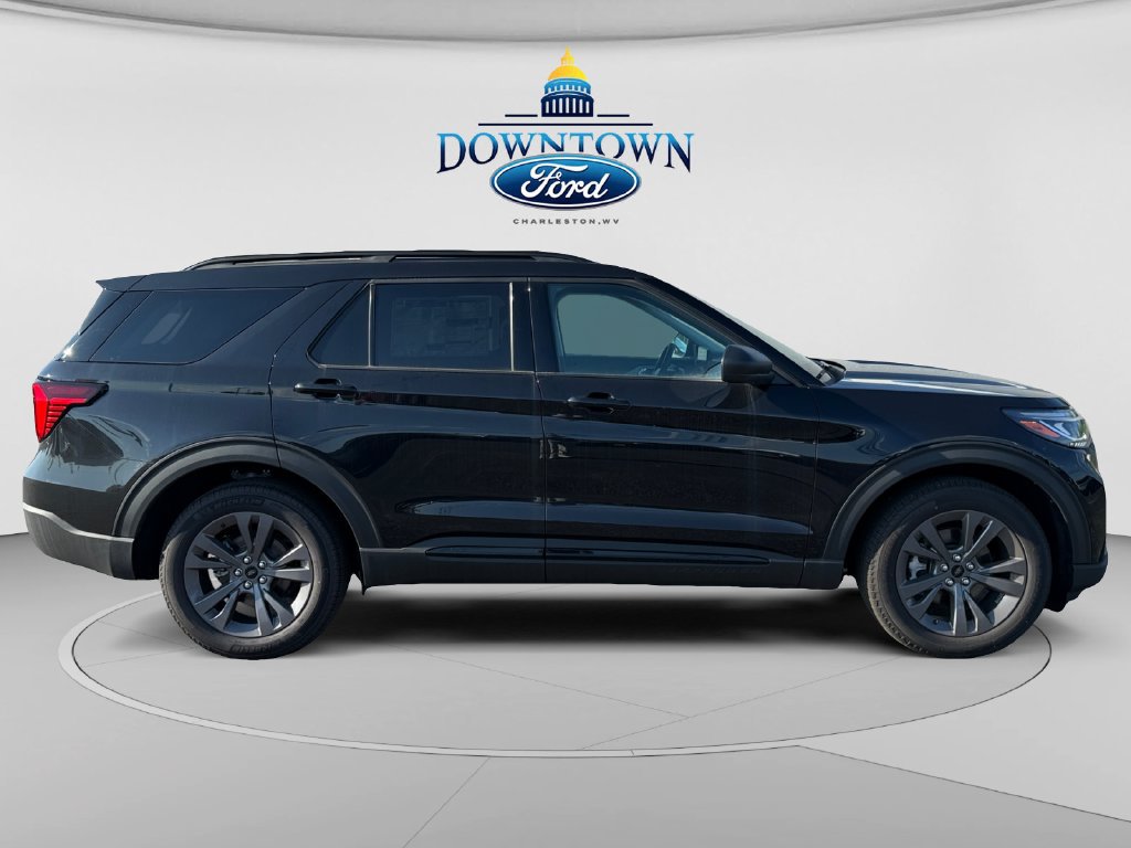 New 2026 Ford Explorer Active w/ Active Comfort Package AWD/4WD image 2
