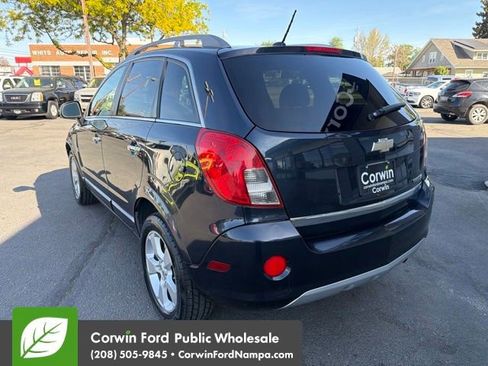 Used 2015 Chevrolet Captiva Sport LT w/ Convenience Package FWD image 7