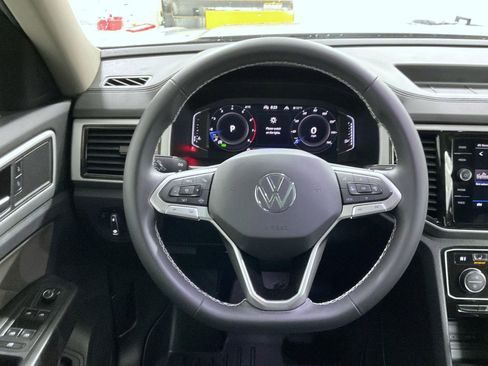 Used 2022 Volkswagen Atlas SE image 13