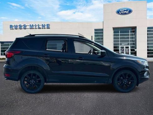 Used 2019 Ford Escape SE AWD/4WD image 2