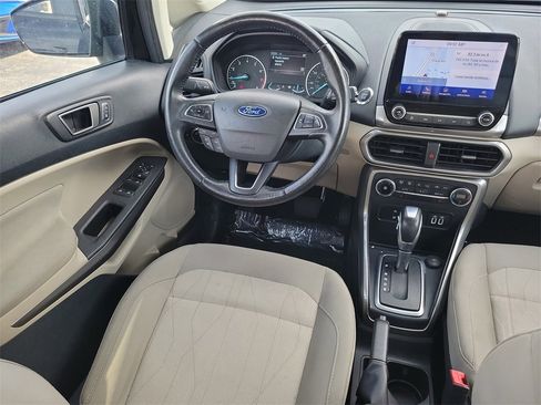 Used 2020 Ford EcoSport SE w/ SE Convenience Package image 8