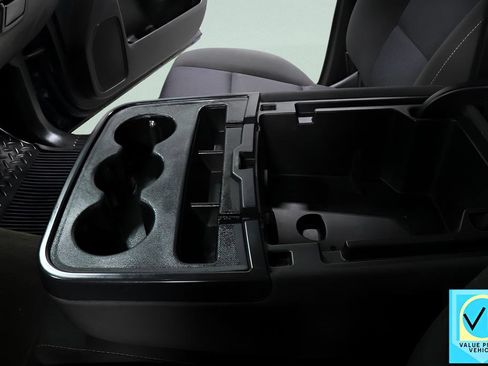 Used 2017 GMC Sierra 1500 SLE image 18