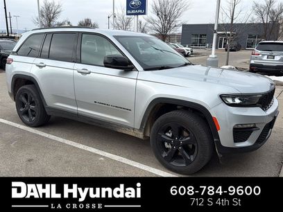 Used 2024 Jeep Grand Cherokee Limited w/ Black Appearance Package