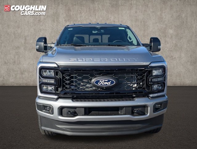New 2027 Ford F350 Lariat w/ Black Appearance Package AWD/4WD image 2