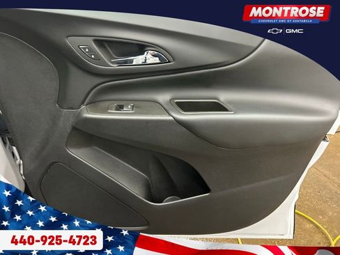 Used 2024 Chevrolet Equinox LT image 30