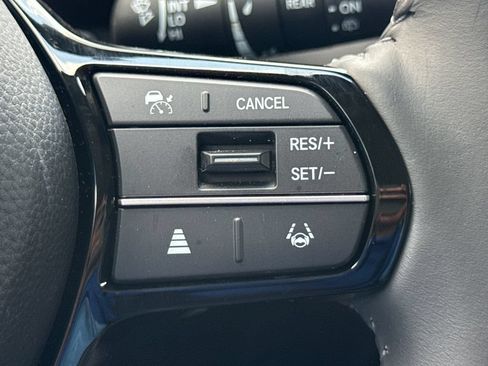 Used 2024 Honda HR-V EX-L image 29
