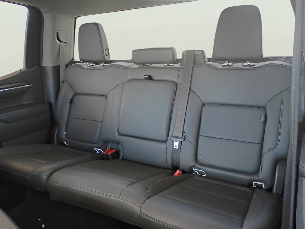 Used 2025 GMC Sierra 1500 SLT RWD image 13