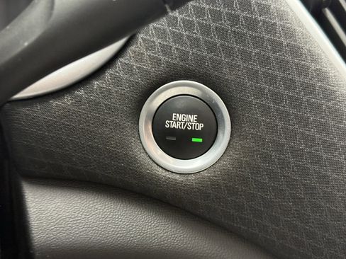 Used 2023 Chevrolet Malibu LT image 24