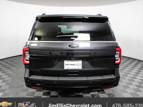 Used 2022 Ford Expedition Limited image 29