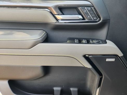 New 2026 Chevrolet Silverado 2500 ZR2 AWD/4WD image 24