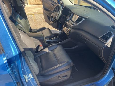 Used 2017 Hyundai Tucson Limited w/ Limited Ultimate Package 03 image 11