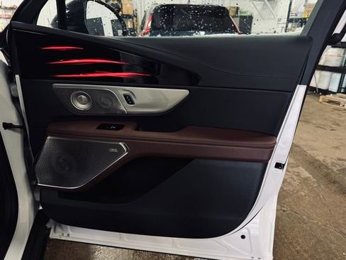 New 2026 Lincoln Nautilus Reserve w/ Jet Appearance Package image 14