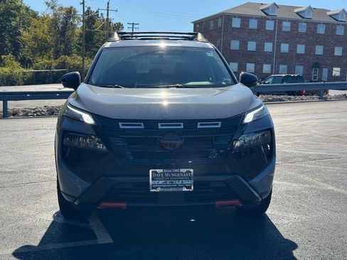 Used 2025 Nissan Rogue SV w/ Rock Creek Premium Package image 9